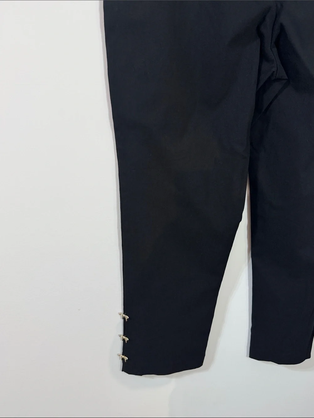 Zac & Rachel Black Bottom Outside Ankle w/ 3 Bows Slim Ankle Pull-On Pants